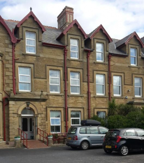 Отель Manhattan Lodge  Lytham Saint Annes